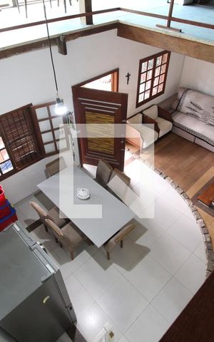 Casa à venda com 1400m², 3 quartos e 6 vagasSala 