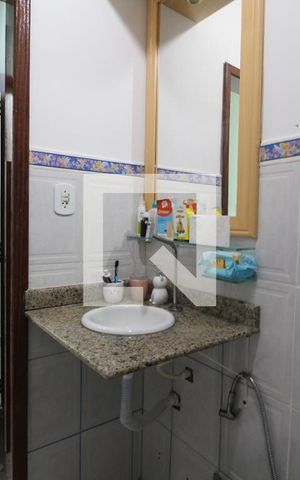 Casa à venda com 1400m², 3 quartos e 6 vagasBanheiro da Suíte 2