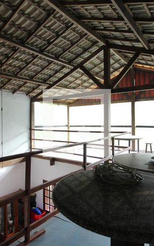 Casa à venda com 1400m², 3 quartos e 6 vagasMezanino