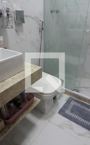 Casa à venda com 1400m², 3 quartos e 6 vagasBanheiro da Suíte 1