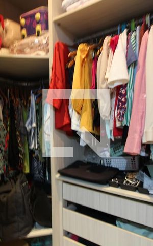 Casa à venda com 1400m², 3 quartos e 6 vagasCloset da Suíte 3