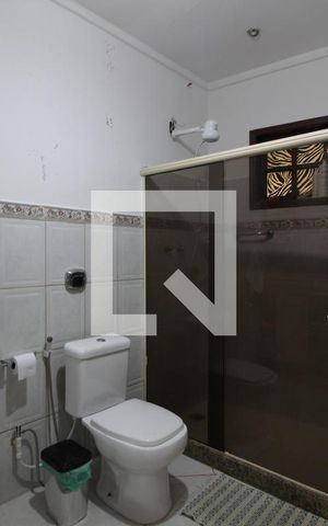 Casa à venda com 1400m², 3 quartos e 6 vagasBanheiro da Suíte 3