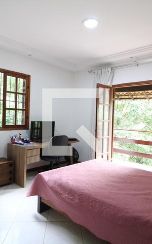 Casa à venda com 1400m², 3 quartos e 6 vagasSuíte 3