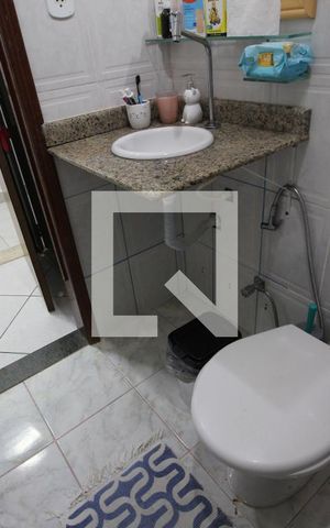 Casa à venda com 1400m², 3 quartos e 6 vagasBanheiro da Suíte 2