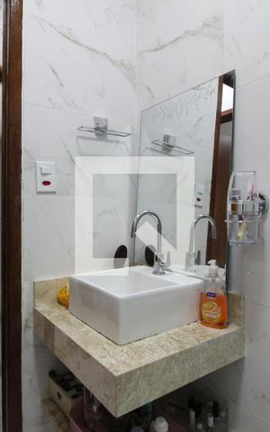 Casa à venda com 1400m², 3 quartos e 6 vagasBanheiro da Suíte 1