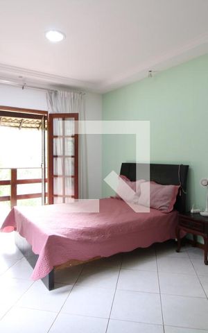 Casa à venda com 1400m², 3 quartos e 6 vagasSuíte 3