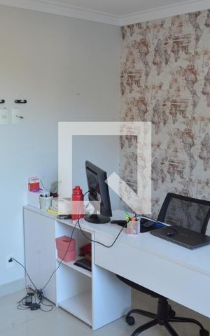 Casa de condomínio para alugar com 320m², 5 quartos e 2 vagasQuarto 2