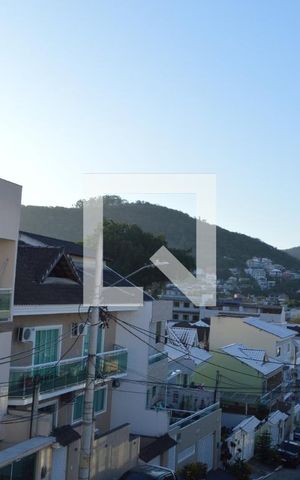 Casa de condomínio para alugar com 320m², 5 quartos e 2 vagasVista da Varanda 