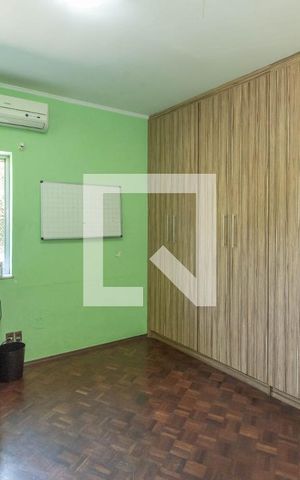 Casa à venda com 280m², 4 quartos e 3 vagas Casa à venda com 280m², 4 quartos e 3 vagasQuarto 2
