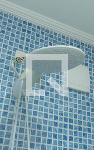 Casa à venda com 280m², 4 quartos e 3 vagas Casa à venda com 280m², 4 quartos e 3 vagasBanheiro da Suíte 1