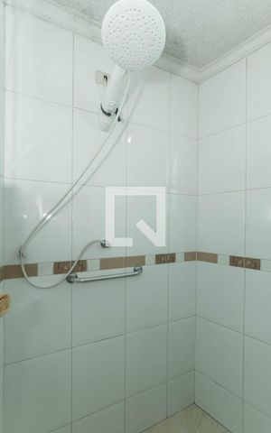 Casa à venda com 280m², 4 quartos e 3 vagas Casa à venda com 280m², 4 quartos e 3 vagasBanheiro Social