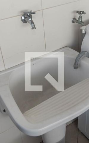 Casa à venda com 280m², 4 quartos e 3 vagas Casa à venda com 280m², 4 quartos e 3 vagasLavanderia