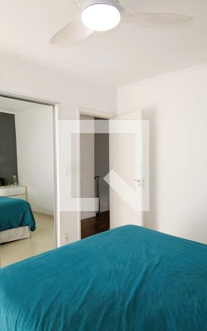 Casa à venda com 318m², 4 quartos e 4 vagasSuíte