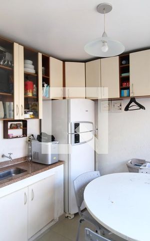 Casa à venda com 318m², 4 quartos e 4 vagasÁrea de Serviço