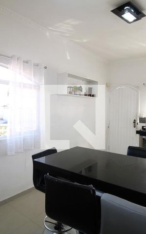Casa à venda com 318m², 4 quartos e 4 vagasCozinha