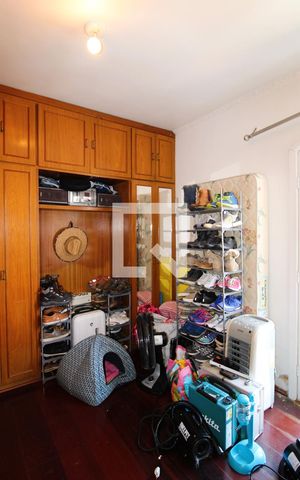 Casa à venda com 318m², 4 quartos e 4 vagasQuarto 3