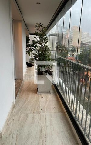 Apartamento à venda com 225m², 3 quartos e 4 vagas