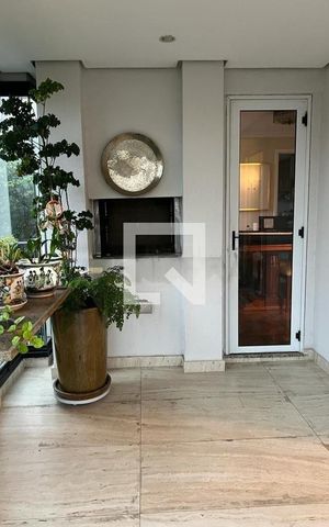 Apartamento à venda com 225m², 3 quartos e 4 vagas
