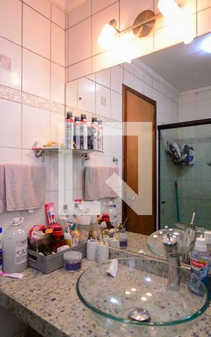 Apartamento à venda com 90m², 3 quartos e 1 vaga Apartamento à venda com 90m², 3 quartos e 1 vagaBanheiro da Suíte