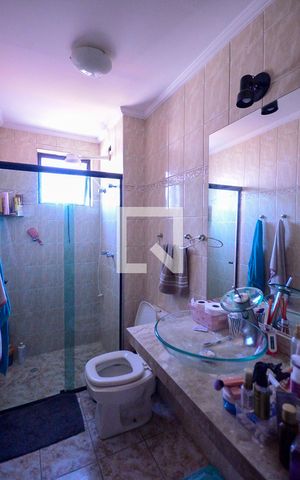 Apartamento à venda com 90m², 3 quartos e 1 vaga Apartamento à venda com 90m², 3 quartos e 1 vagaBanheiro Social
