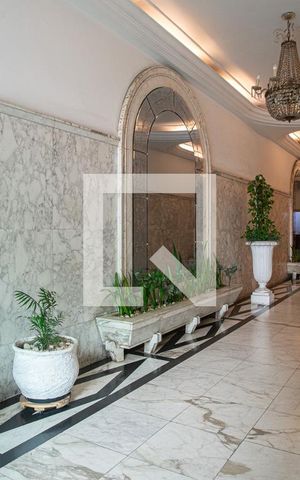 Apartamento à venda com 116m², 2 quartos e sem vaga Apartamento à venda com 116m², 2 quartos e sem vagaÁrea comum - Hall de entrada