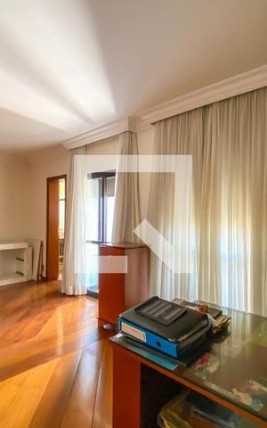 Apartamento à venda com 412m², 4 quartos e 5 vagas Apartamento à venda com 412m², 4 quartos e 5 vagasSuíte 1