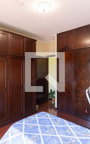 Casa à venda com 215m², 3 quartos e 1 vagaQuarto 1
