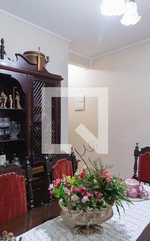 Casa à venda com 215m², 3 quartos e 1 vagaSala de jantar
