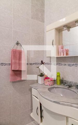 Casa à venda com 215m², 3 quartos e 1 vagaBanheiro da suíte