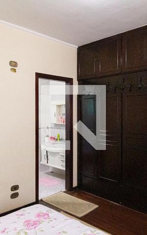 Casa à venda com 215m², 3 quartos e 1 vagaSuíte