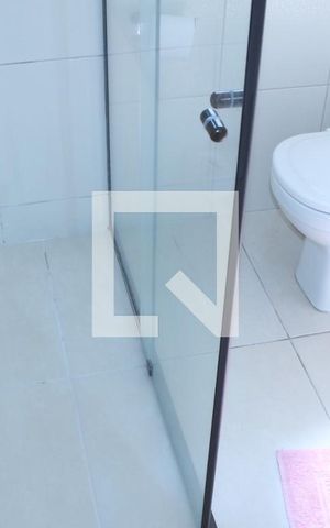 Casa à venda com 145m², 4 quartos e 2 vagasBanheiro 1