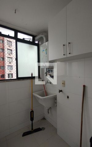 Apartamento à venda com 90m², 3 quartos e 1 vagaÁrea de Serviço