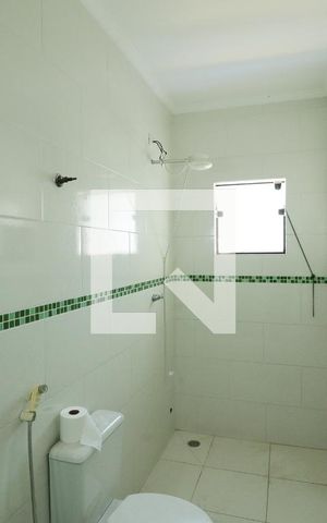 Casa à venda com 500m², 4 quartos e 16 vagasBanheiro da Suíte dos Fundos