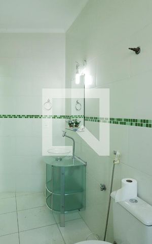 Casa à venda com 500m², 4 quartos e 16 vagasBanheiro da Suíte dos Fundos