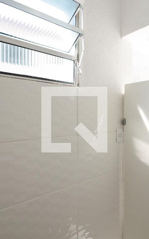 Casa à venda com 500m², 4 quartos e 16 vagasBanheiro da Piscina