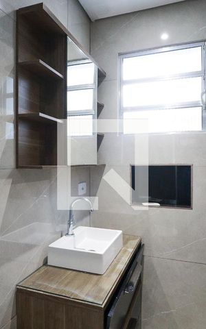 Casa à venda com 500m², 4 quartos e 16 vagasBanheiro da Suíte 1