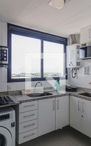 Apartamento à venda com 67m², 2 quartos e 1 vaga Apartamento à venda com 67m², 2 quartos e 1 vagaCozinha e Área de Serviço