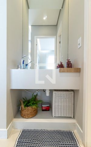 Apartamento à venda com 36m², 2 quartos e sem vagaLavatório e Banheiro