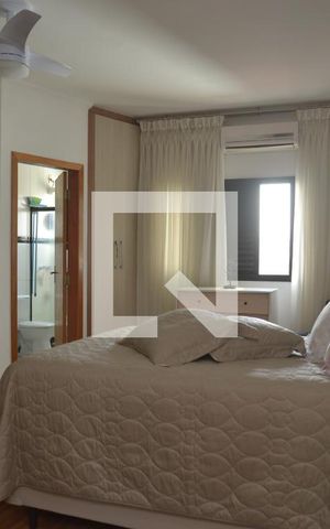 Casa à venda com 300m², 3 quartos e 4 vagasQuarto Suite 1
