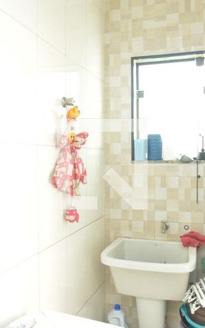 Casa à venda com 300m², 3 quartos e 4 vagasÁrea de serviço 