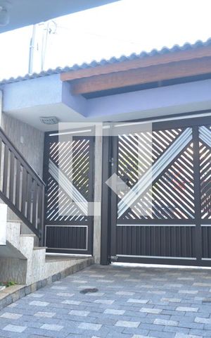 Casa à venda com 300m², 3 quartos e 4 vagasÁrea externa 