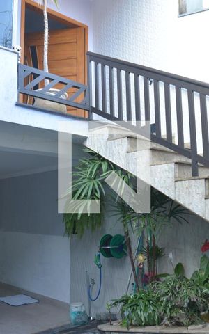 Casa à venda com 300m², 3 quartos e 4 vagasÁrea externa 