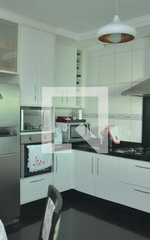 Casa à venda com 300m², 3 quartos e 4 vagasCozinha
