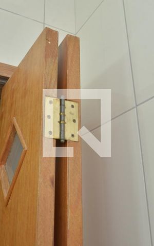 Casa à venda com 300m², 3 quartos e 4 vagasBanheiro da Suíte 2