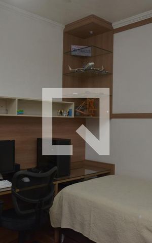 Casa à venda com 300m², 3 quartos e 4 vagasQuarto Suite 2