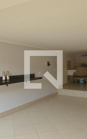 Casa à venda com 300m², 3 quartos e 4 vagasÁrea externa 