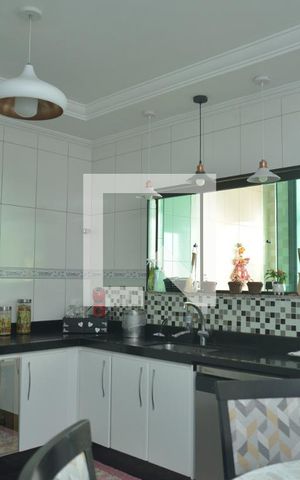Casa à venda com 300m², 3 quartos e 4 vagasCozinha