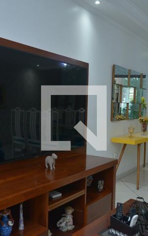 Casa à venda com 300m², 3 quartos e 4 vagasSala
