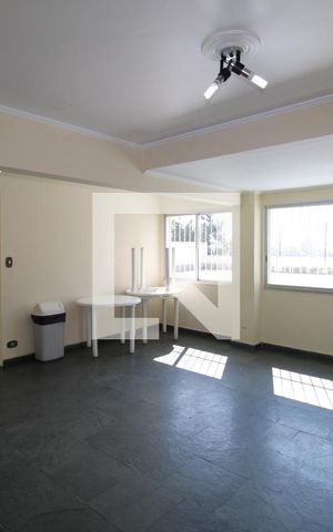 Apartamento para alugar com 52m², 2 quartos e 1 vagaÁrea comum - Salão de festas