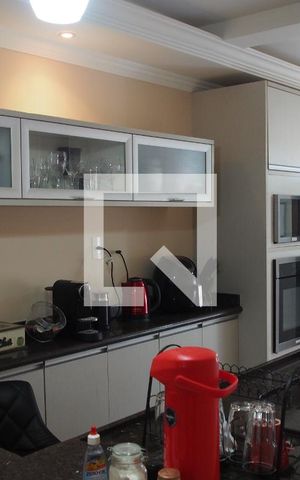 Casa para alugar com 349m², 2 quartos e 5 vagasCozinha